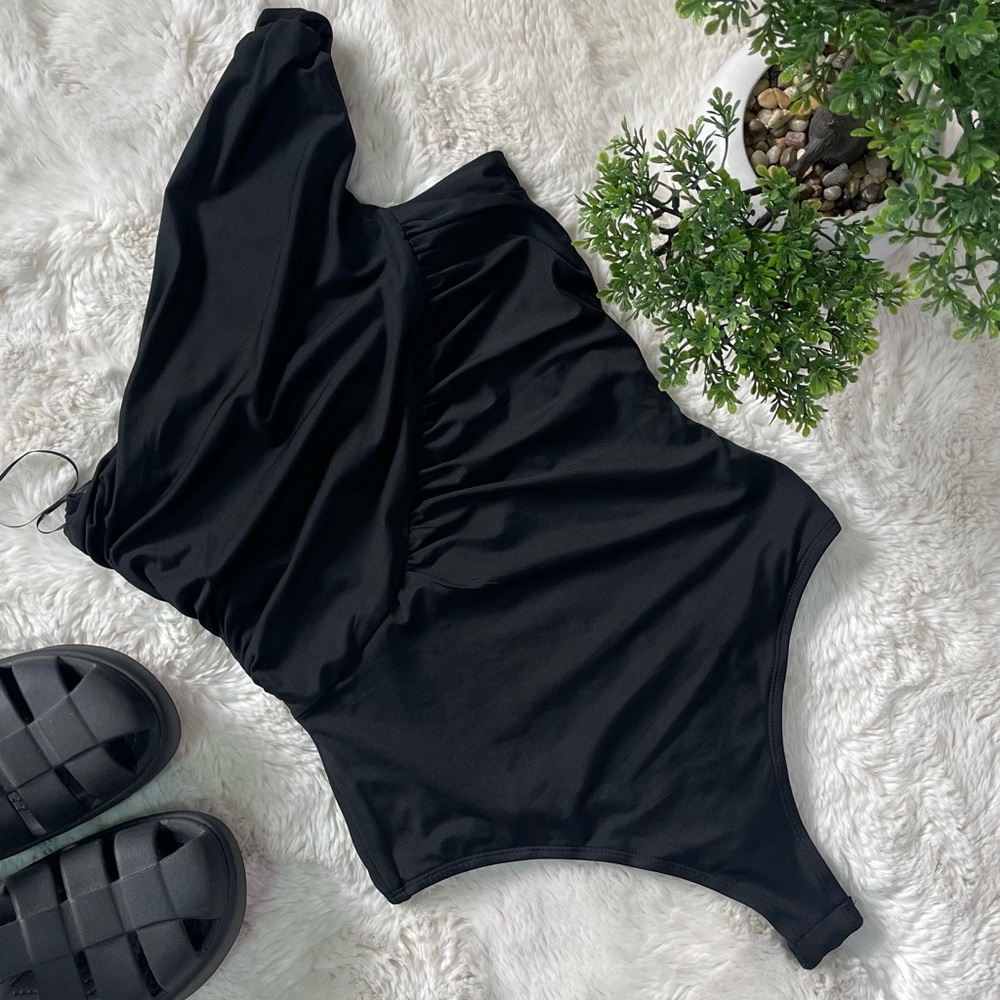 Superdown Women's Black Bodysuit, Size Small – New